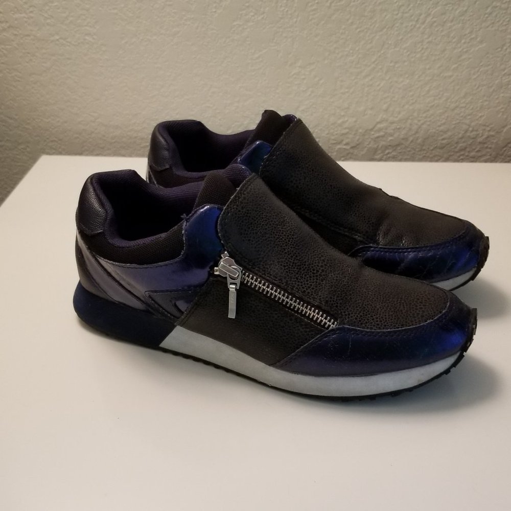 Simply Vera Wang Sneakers, Size 7
